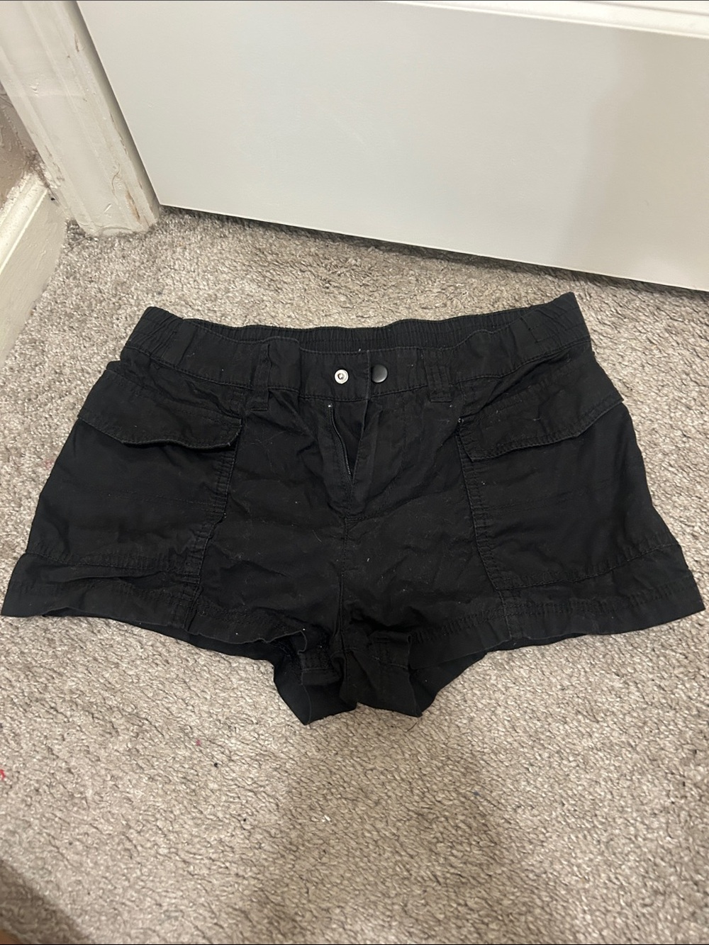 Women’s Black Casual Stretch Utility Shorts